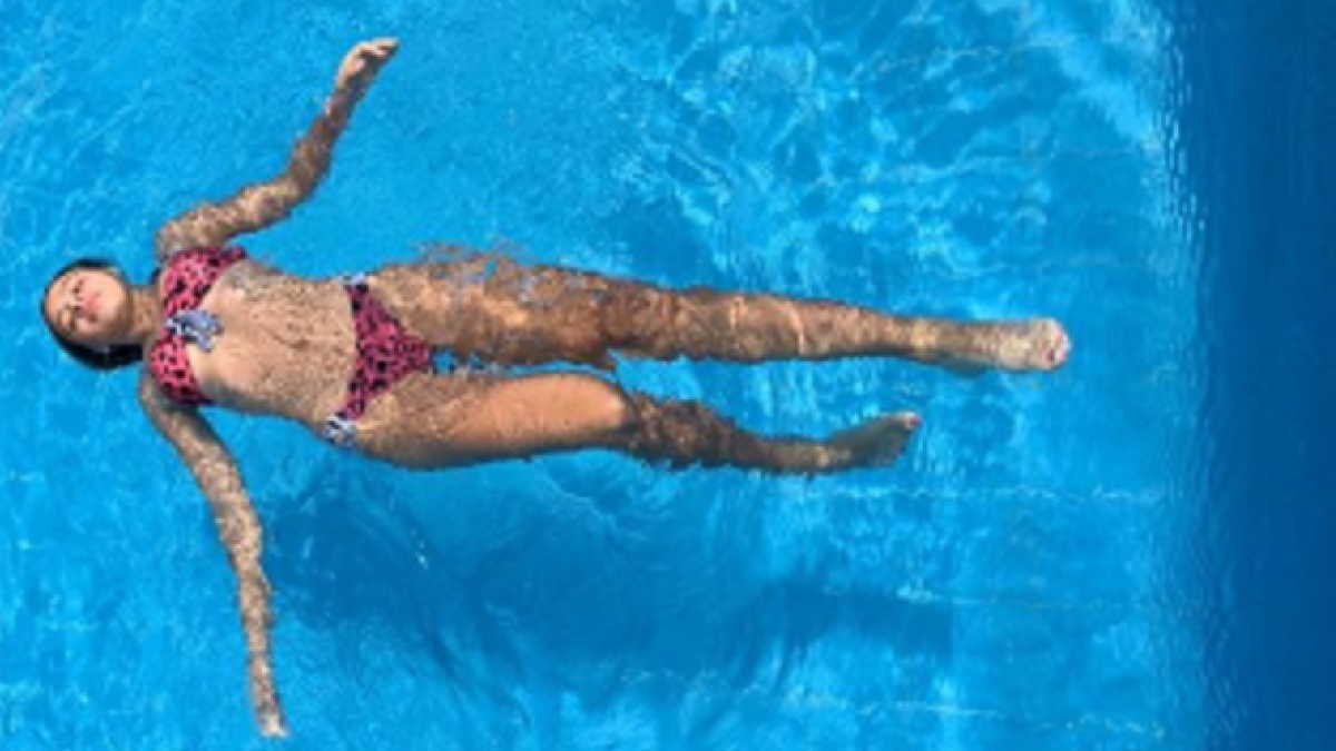 Oliwia Bieniuk eksponuje ciało w bikini