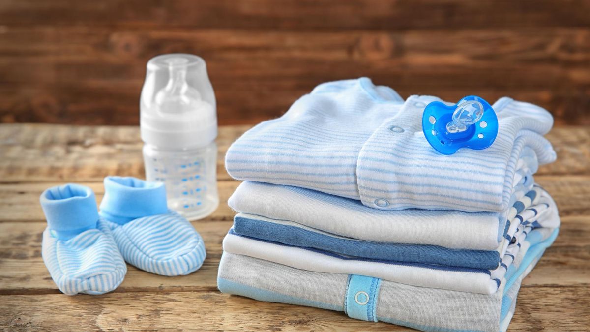 Co warto kupić zanim urodzi się dziecko? - wyprawka, ubranka, kosmetyki, akcesoria