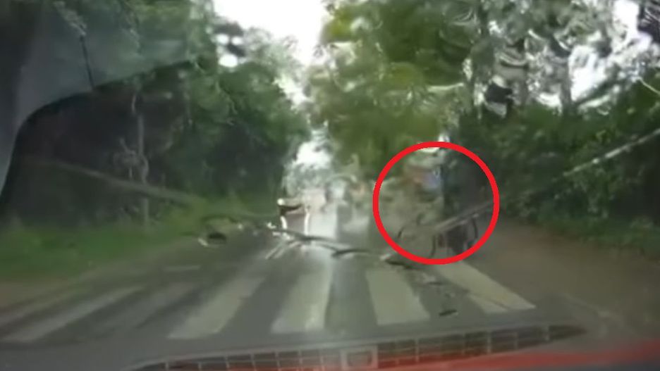 Potrącił nastolatka na pasach. "To wideo powinno być przestrogą dla obu stron"