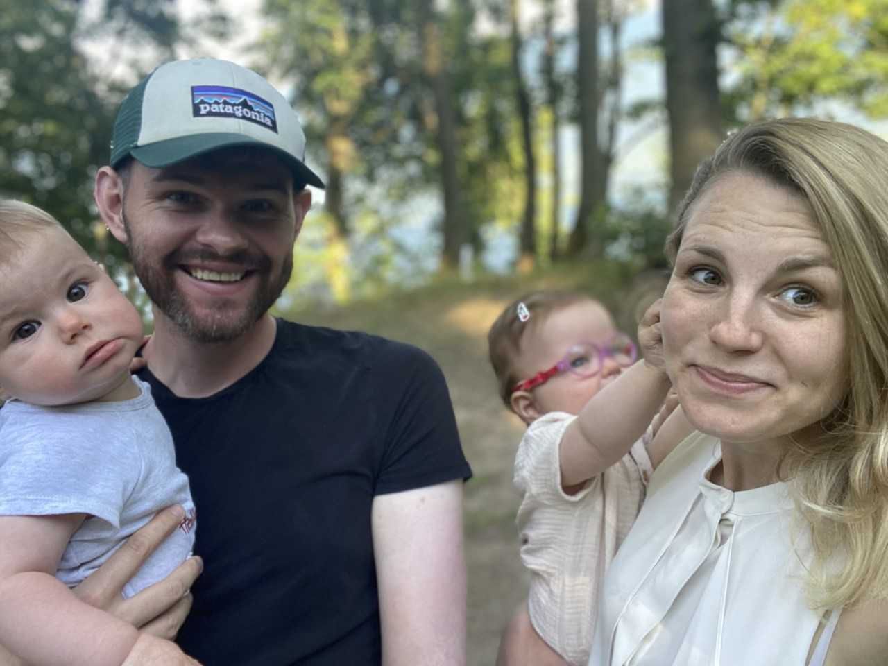 Rodzina w komplecie - Małgorzata, Piotr, Zuzia i Lenka