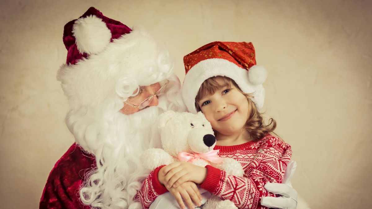 Dziewczynka z Mikołajem. 