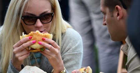 Rak jelita grubego uderzy w pokolenie Z. "Trend już jest niepokojący"