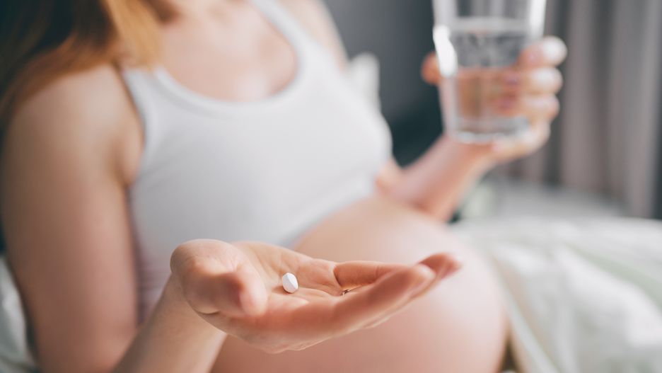 Duphaston w ciąży. Czy jest bezpieczny?