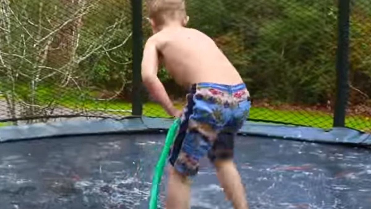 Zabawa może skończyć się tragicznie. Kupując trampolinę, pamiętaj o bezpieczeństwie