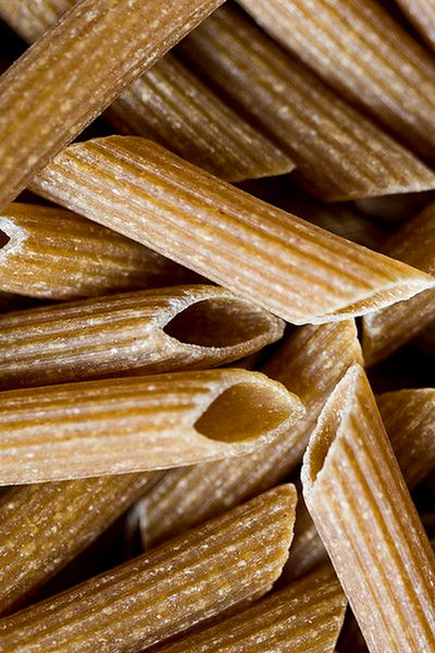 Pełnoziarnisty makaron to dobre rozwiązanie, aby uzupełnić niedobory błonnika