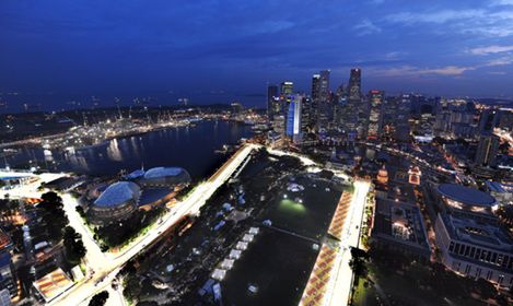 GP Singapuru: pogoda zagrożeniem