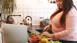 Otyłość to choroba przewlekła. Tak powinno wyglądać prawidłowe leczenie