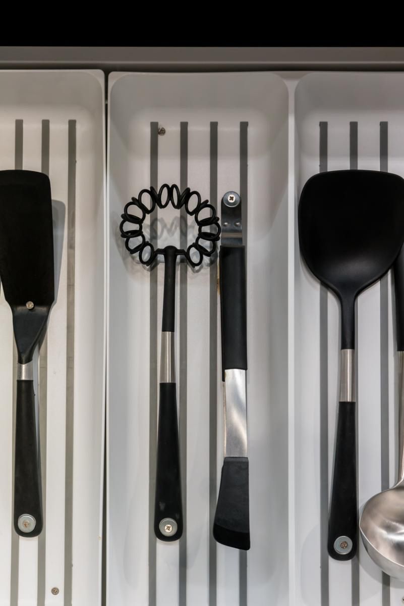 Wielu klientów wybiera najtańsze produkty wykonane z kiepskiej jakości tworzyw kierując się wyłącznie ich ceną. 