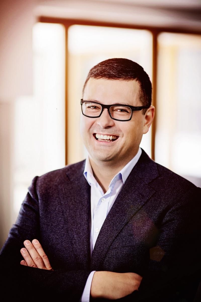 Lekarz ostrzega przed wykonywaniem zabiegów medycznych przez osoby bez odpowiednich kompetencji