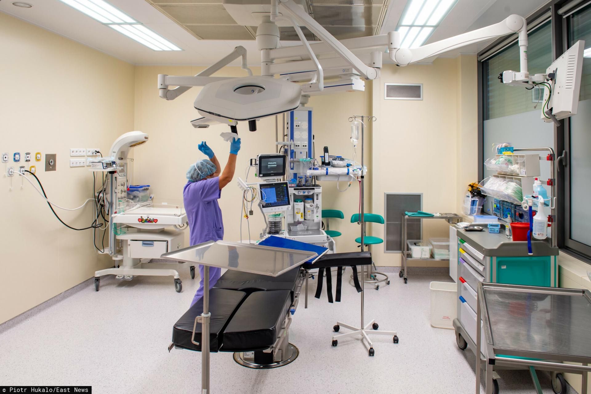 Wyrzuciła męża z sali porodowej po tym, jak zrobił jej niesmaczny żart