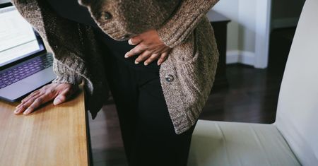 Skarżyła się na wzdęty i spuchnięty brzuch. Okazało się, że ma guza ważącego aż 20 kilogramów
