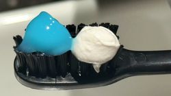 Zamiast pomagać może szkodzić? Na te składniki pasty do zębów warto uważać