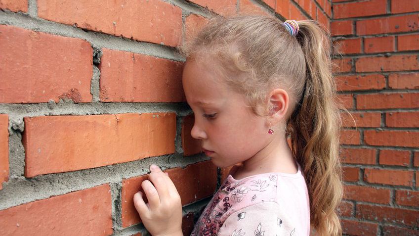 Dzieci z zespołem Aspergera mają problemy z nawiązywaniem relacji społecznych
