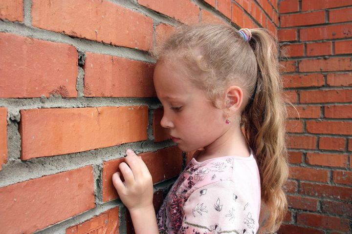 Dzieci z zespołem Aspergera mają problemy z nawiązywaniem relacji społecznych