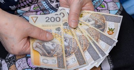 "Renta alkoholowa" w górę. Tyle ZUS wypłaci jeszcze w marcu