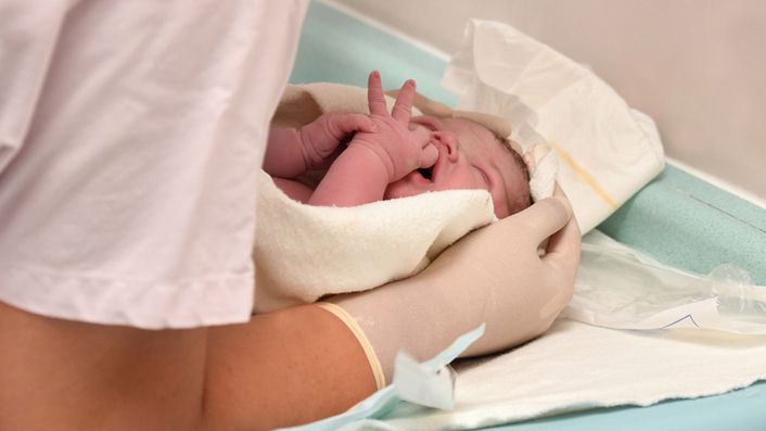 17-latka urodziła w domu. Pomogły jej filmiki z YouTube