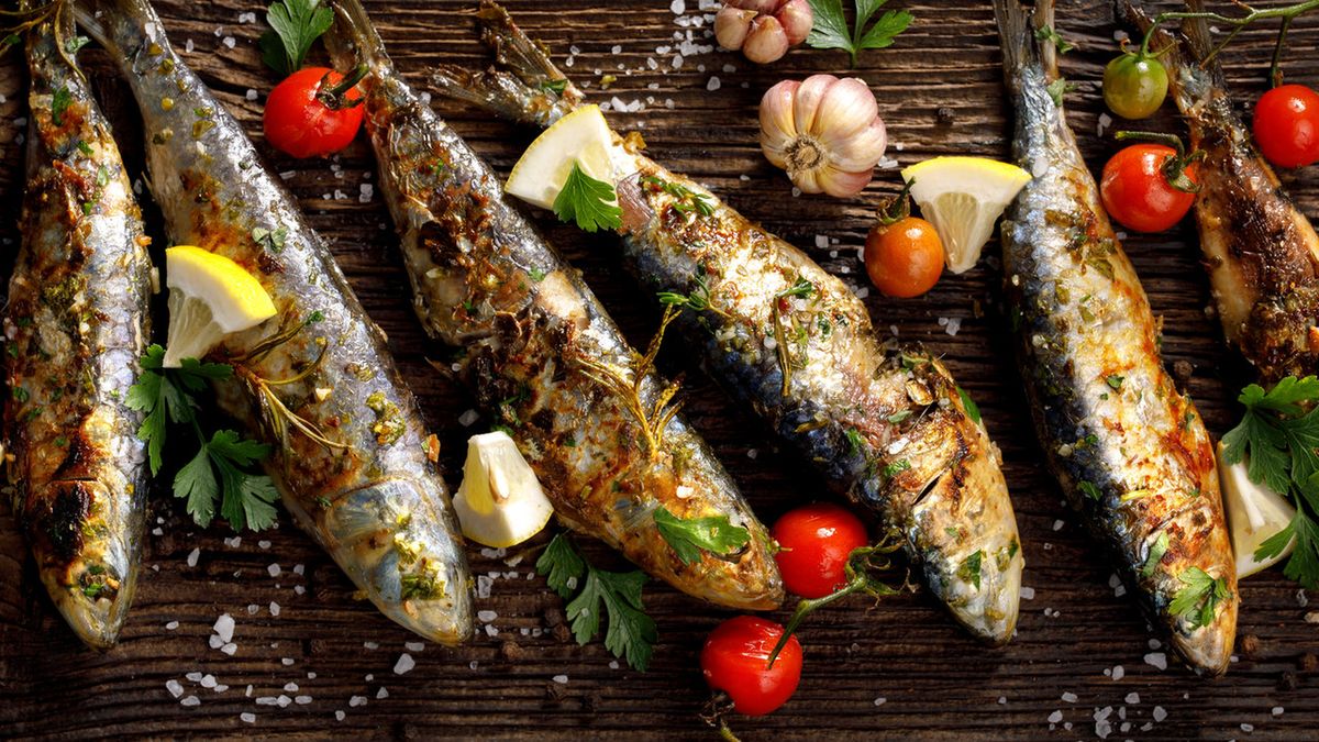 Sardynka zamieszkuje morza i oceany.