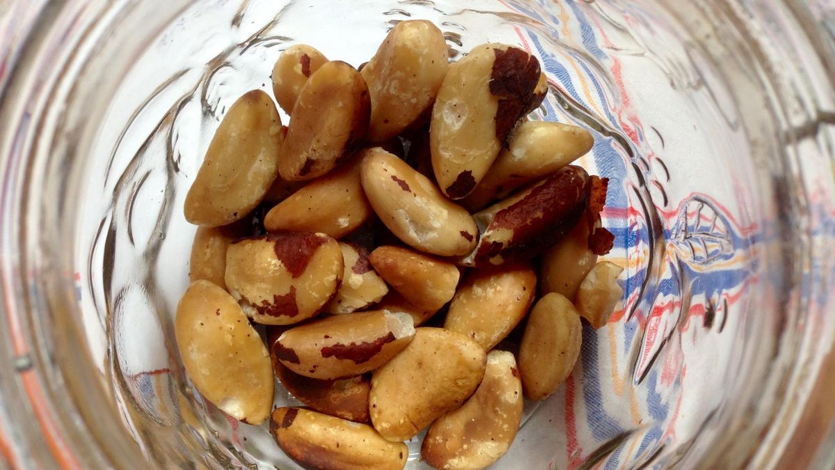 W jednej z partii orzeszków ziemnych wykryto obecność toksycznych związków