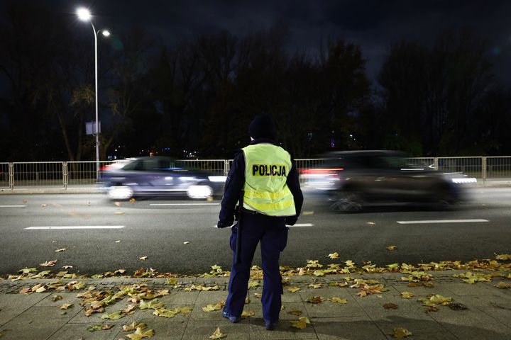 Nietypowa interwencja policji. Funkcjonariusze z Wałcza eskortowali rodzącą kobietę do szpitala