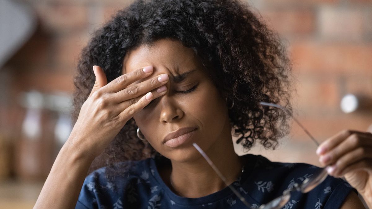 Koitalny ból głowy jest dolegliwością związaną z aktywnością seksualną.