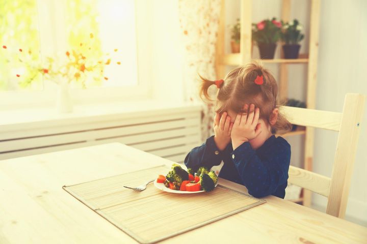 Długotrwały brak apetytu u dzieci może mieć negatywne konsekwencje zdrowotne