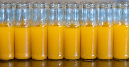 Przez dwa miesiące codziennie pili sok pomarańczowy. Wpływ na serce zaskoczył badaczy
