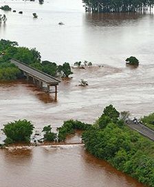 W Brazylii runął most