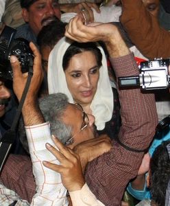 Współpracownik Bhutto oskarża rząd o kłamstwa