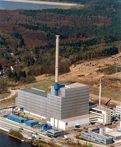 Setki strażaków gasiły pożar w elektrowni atomowej