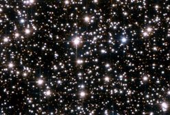 Soczewka grawitacyjna ujawniła galaktyczną przemoc we Wszechświecie