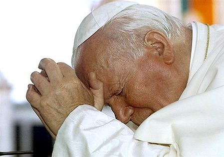 Do Rzymu przychodzą listy zaadresowane "Jan Paweł II - raj"