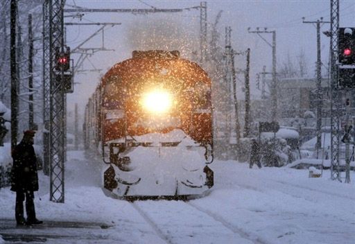 Przejazdy do Olsztyna wstrzymane z powodu opadów śniegu