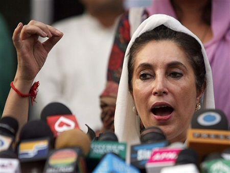 Była premier Pakistanu wzywa do masowych protestów