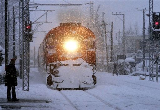 Przejazdy do Olsztyna wstrzymane z powodu opadów śniegu