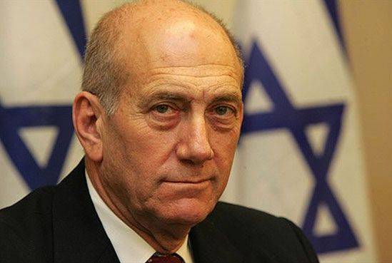 Były premier Izraela podejrzany o łapownictwo