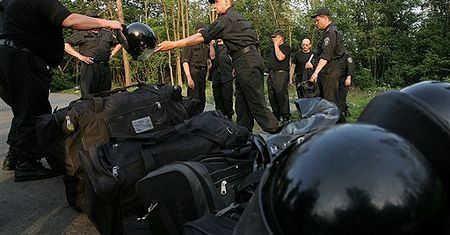 Żołnierze Juszczenki maszerują na Kijów