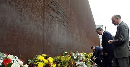 47 lat temu rozpoczęto budowę muru berlińskiego