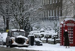 Anglia zmaga się ze śnieżycami, trwa liczenie strat