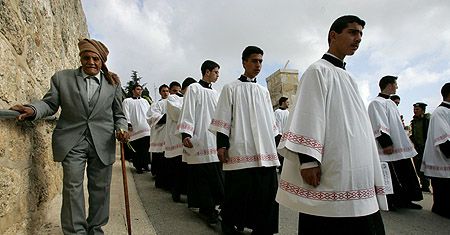 Tysiące ludzi przeszło śladami Jezusa