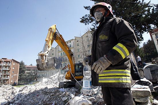 "Mafia może przejąć pieniądze na odbudowę Abruzji"