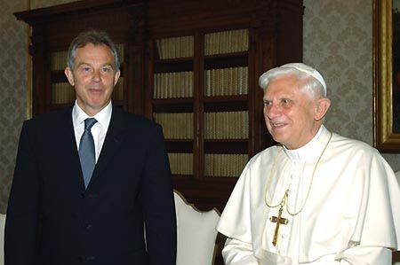 Benedykt XVI przyjął Blaira z rodziną