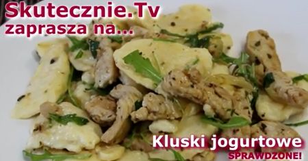 Zobacz, jak przygotować kluski jogurtowe (WIDEO)