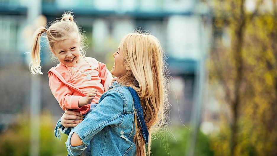 Urlop wychowawczy 2021. Ile trwa? Kto może z niego skorzystać?