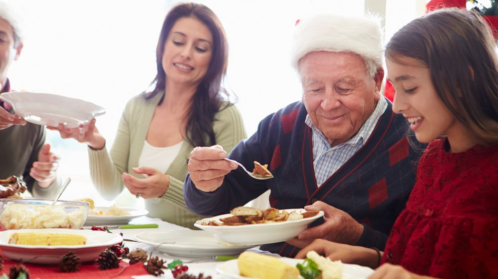 Jak spędzić nadchodzącą Wigilię – u rodziców czy u teściów?