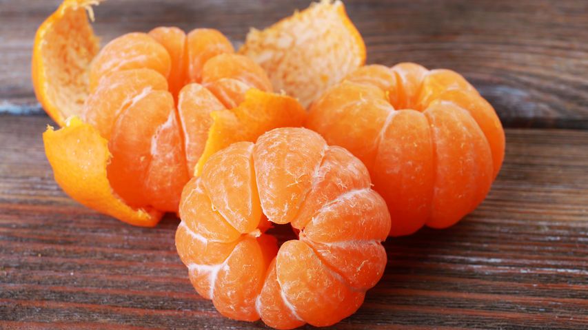 Skórka mandarynki zawiera wiele cennych witamin i minerałów.