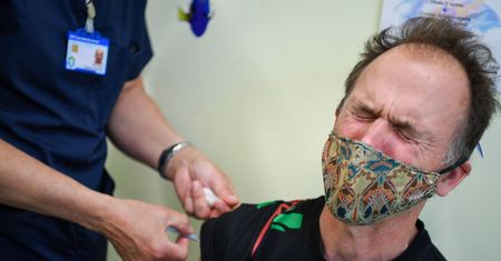 Nie odzyskali węchu i smaku po COVID-19. Dr Chudzik: W niektórych przypadkach jesteśmy bezradni