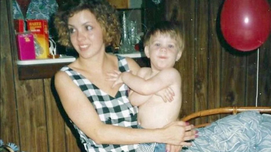 Jego mama zaginęła, gdy miał 3 lata. Prawdę odkryła ponad dwie dekady później