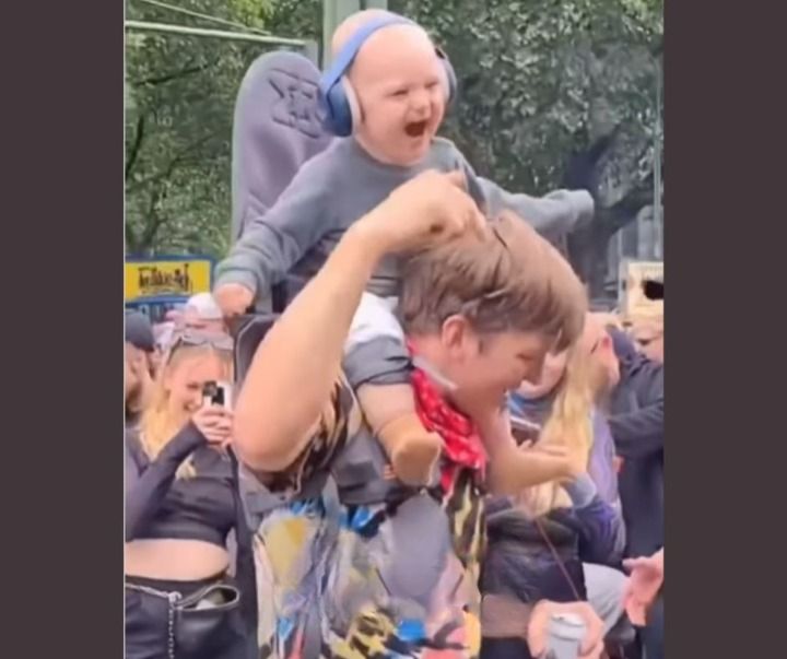 Szokujące nagranie z imprezy techno. "Przynajmniej zakrył dziecku uszy"