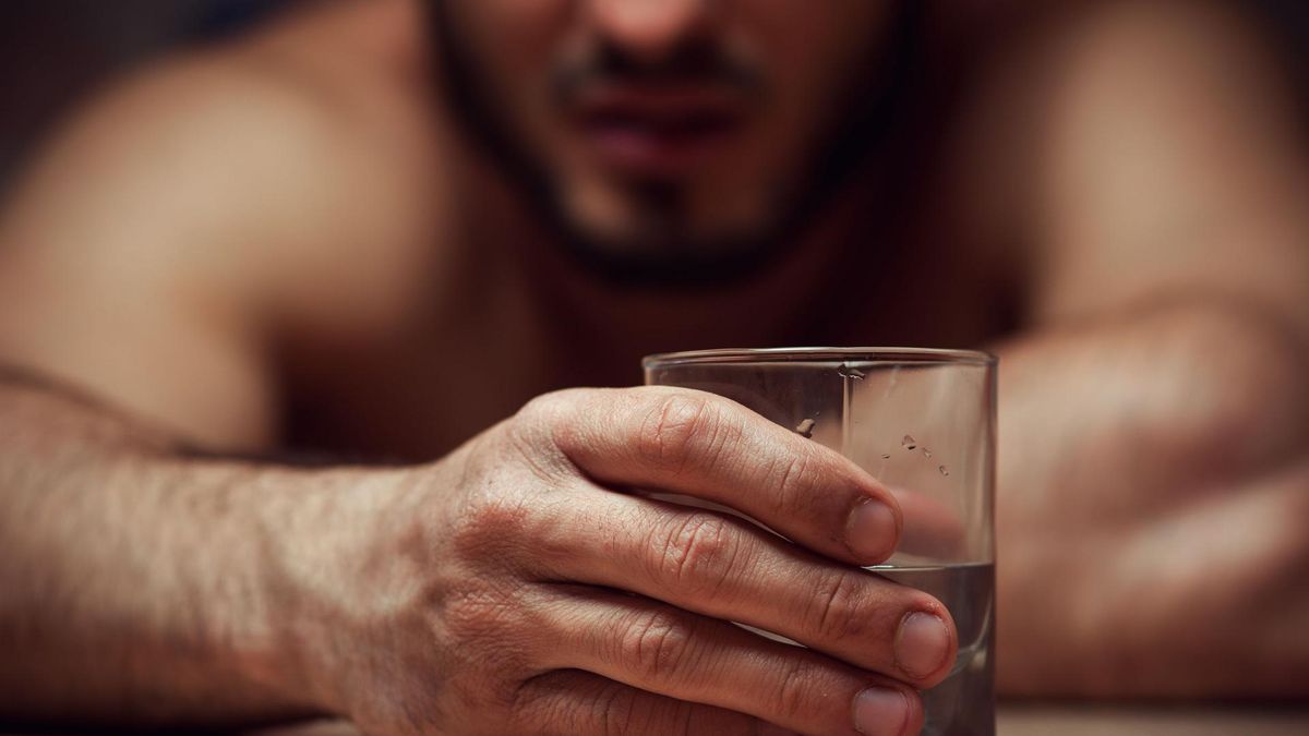 Alkohol źle wpływa na wątrobę [123.rf.com]