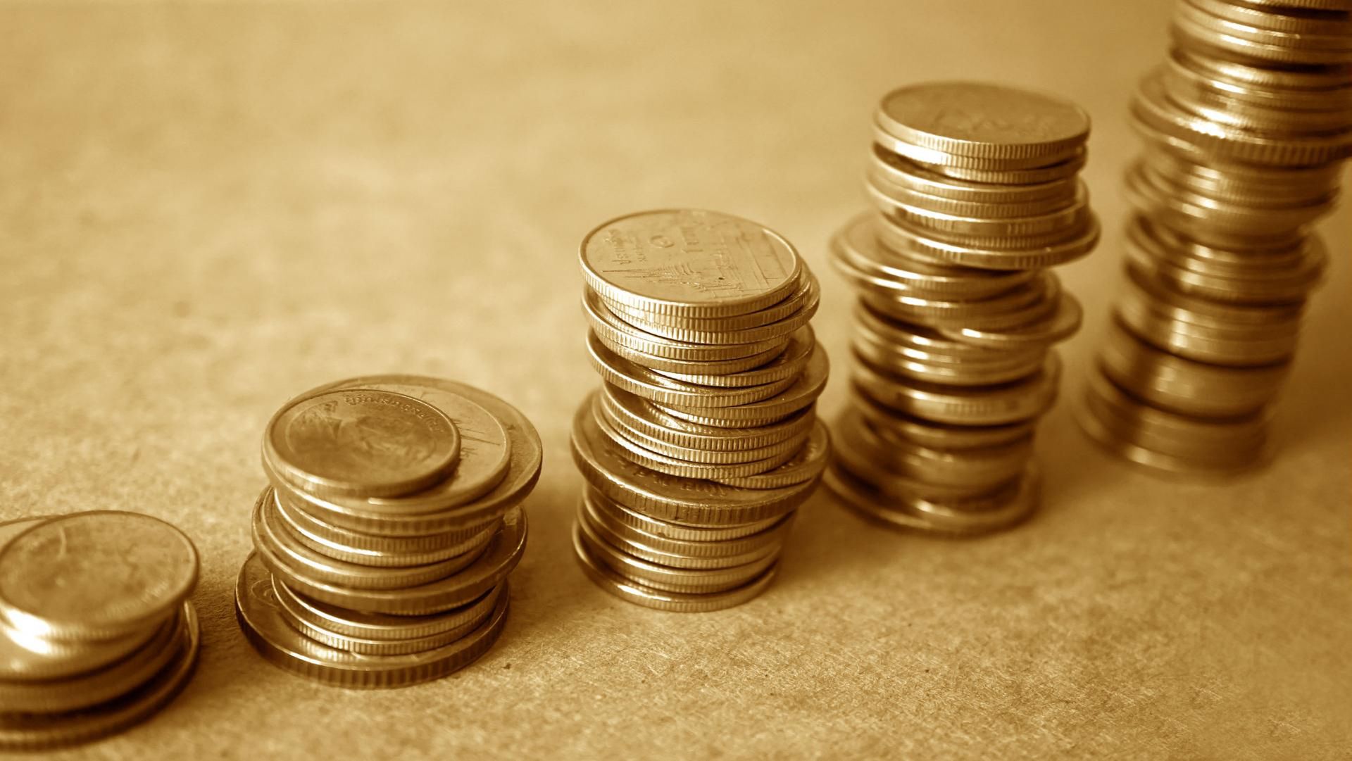 Miedź z monet wydziela się do wody